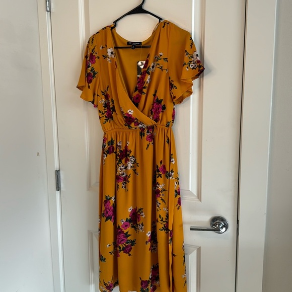 One Clothing Yellow with Magenta Flowers Summer/ Spring Dress, Size Small - Picture 1 of 10